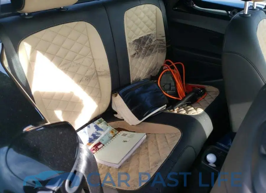 3VW5DAAT8KM502292# 6