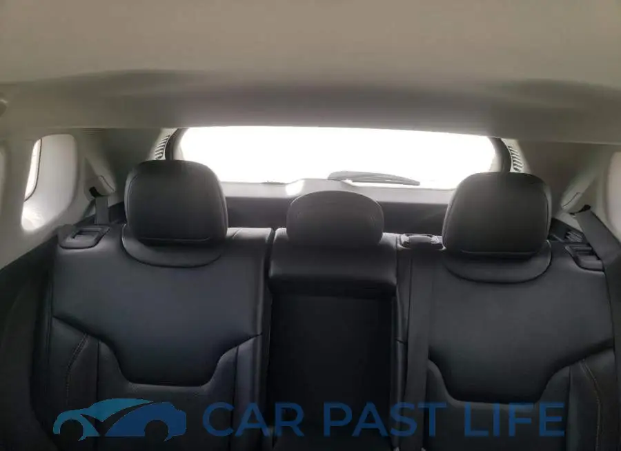 3C4NJDCB5LT185340# 10