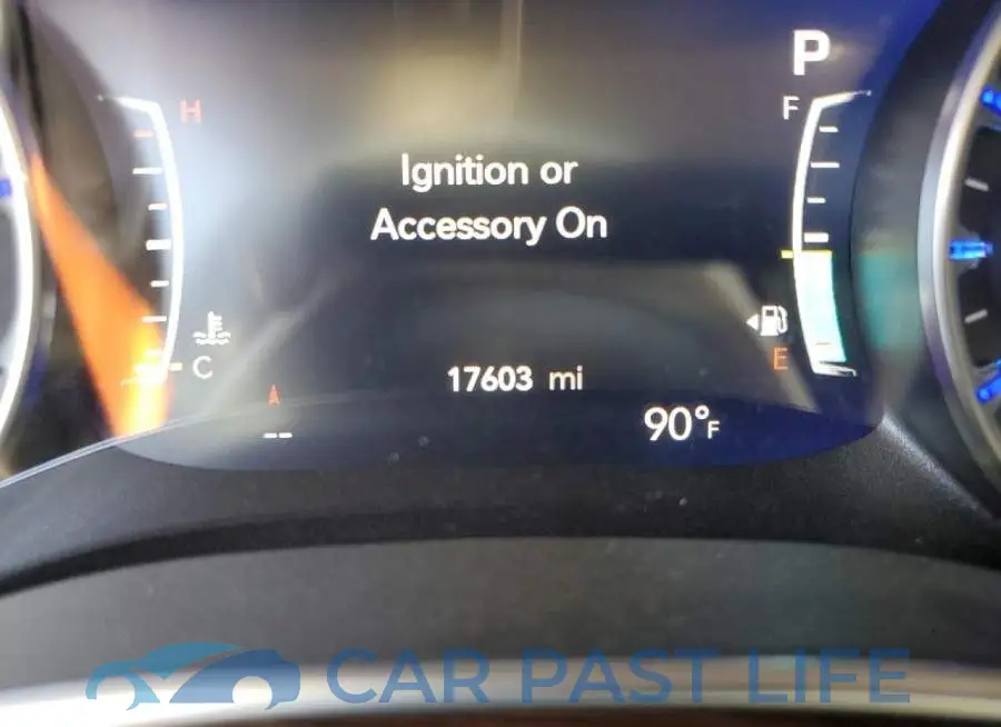 2C4RC1GG7NR132029# 9