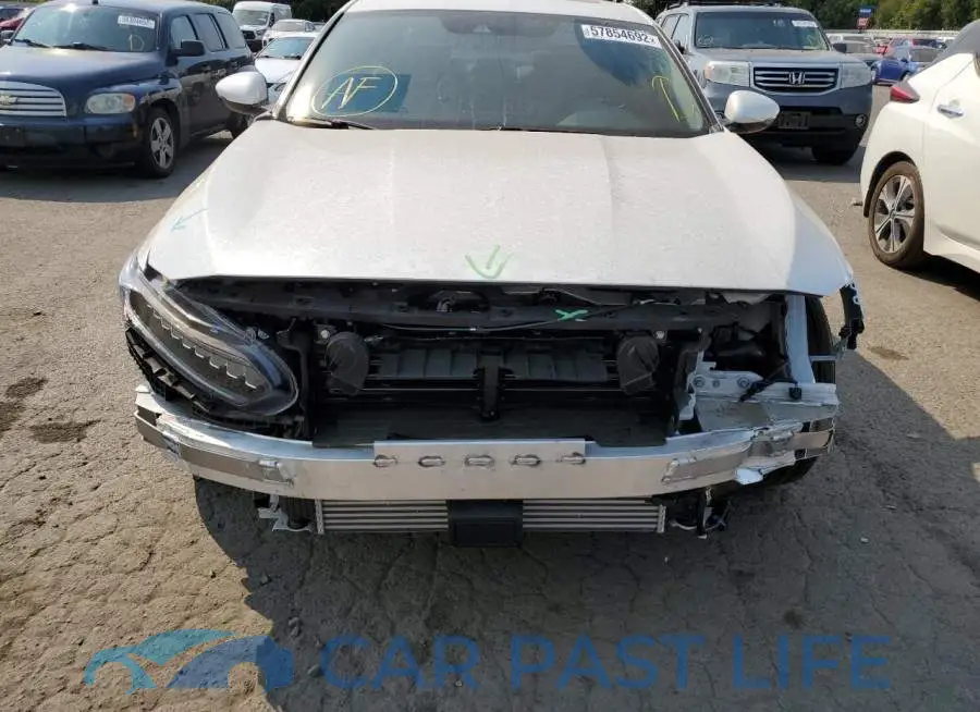 1HGCV1F58NA018501# 9