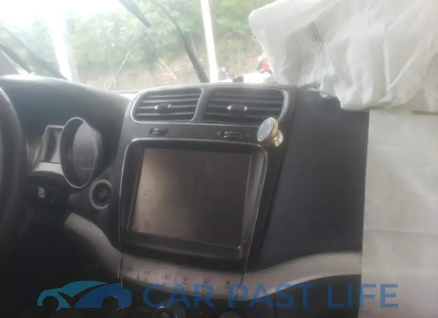3C4PDCEG4JT370205# 9