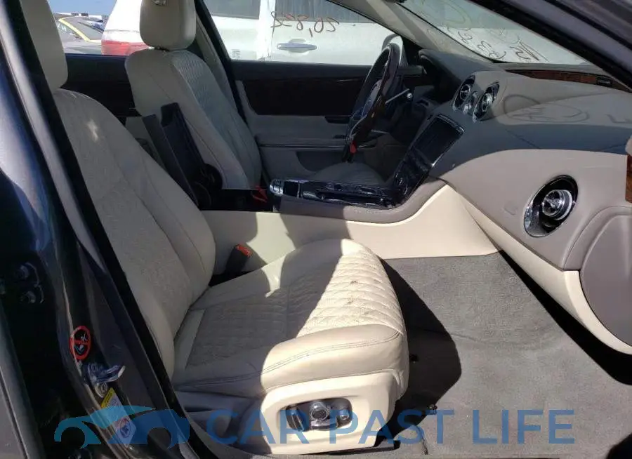 SAJWA2G7XG8V95099# 5