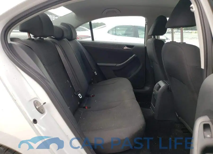 3VW167AJ0GM379511# 6