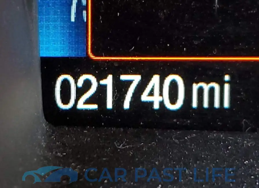 1FMCU9GD6KUC04209# 8