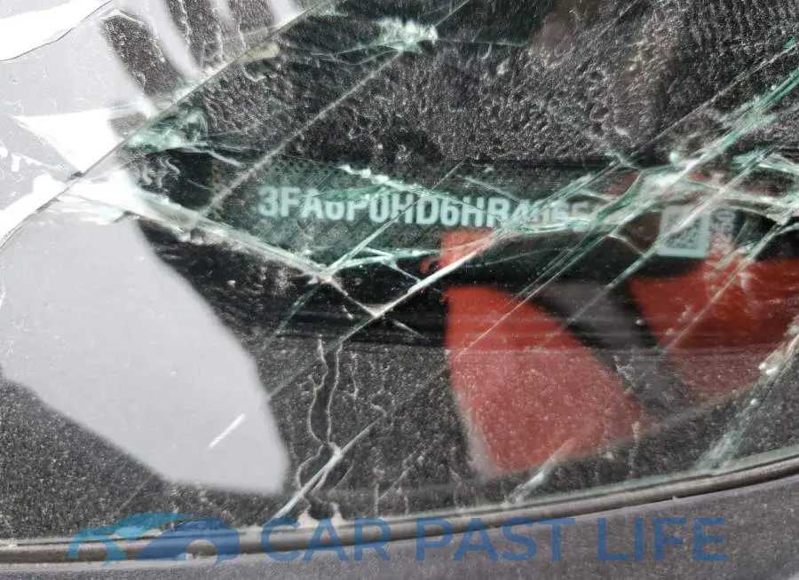 3FA6P0HD6HR406587# 10