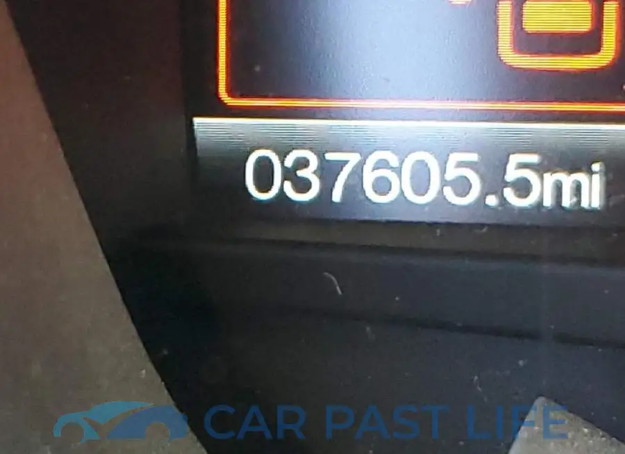 3FA6P0HD6HR406587# 8