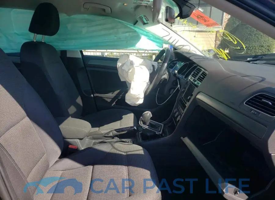 3VW117AU9JM763108# 5