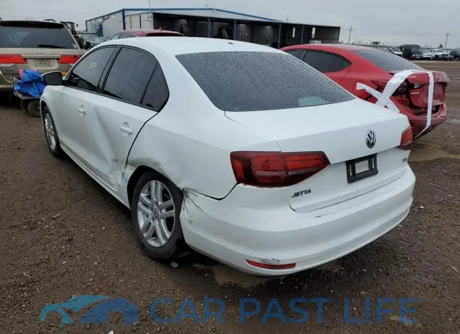 3VW2B7AJ3JM207335# 3