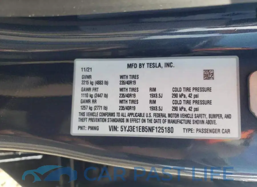5YJ3E1EB5NF125180# 10