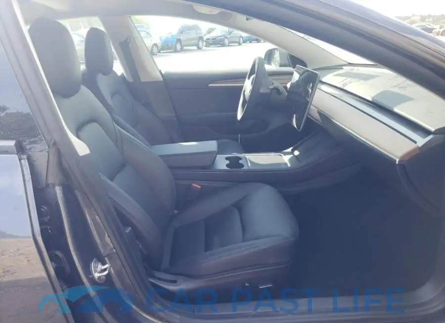 5YJ3E1EB5NF125180# 5