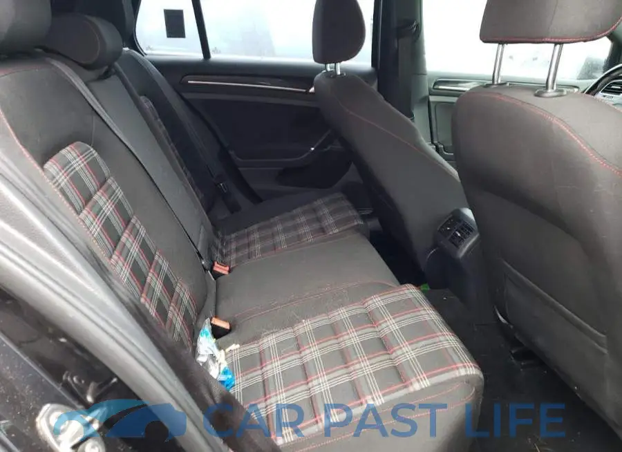 3VW4T7AU4GM016273# 6
