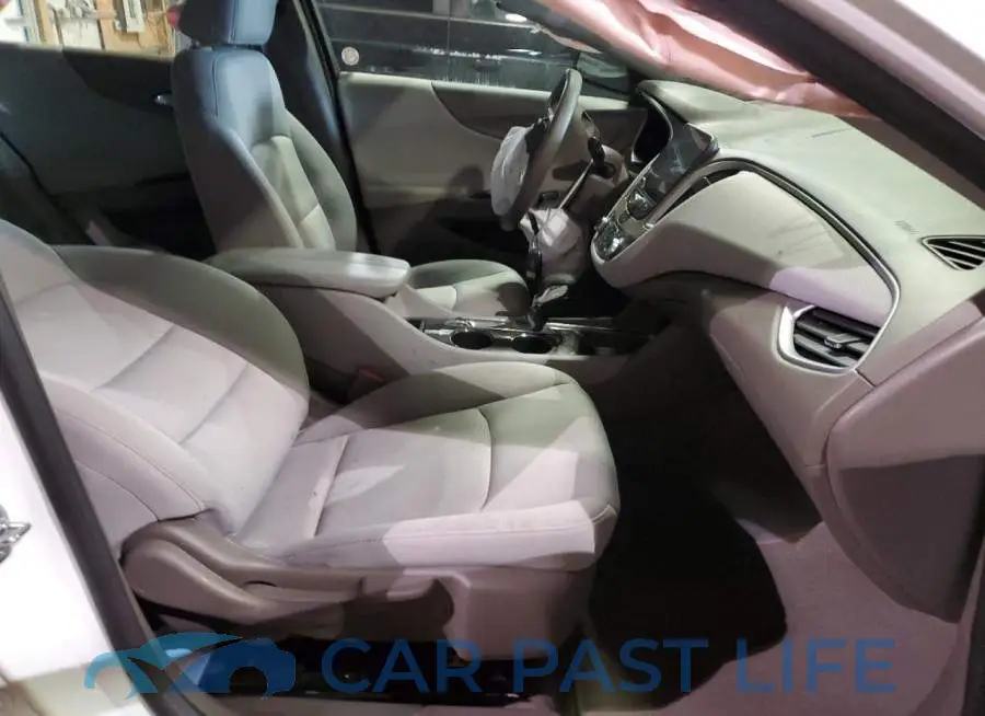 1G1ZD5ST1NF151300# 5