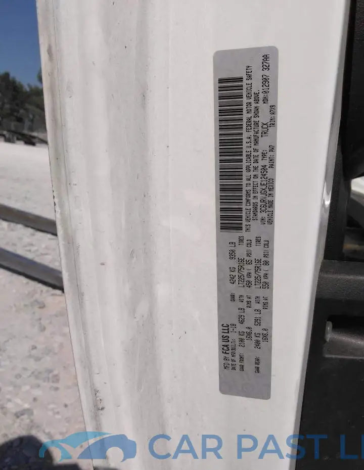 3C6URVJGXJE124504# 10