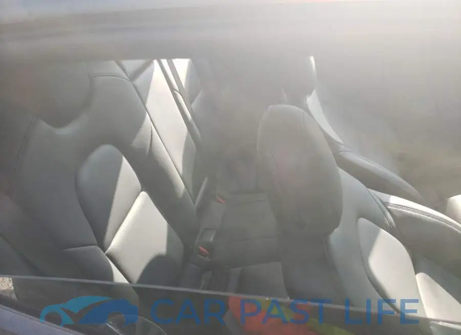 5YJ3E1EB9NF276202# 6