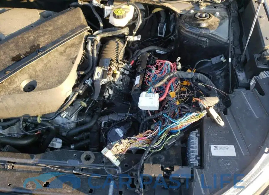 YV4AC2HK1L2205250# 9