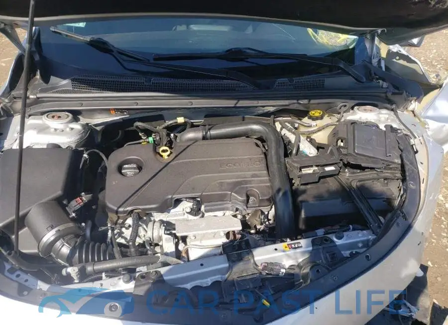 1G1ZD5ST8JF270116# 7