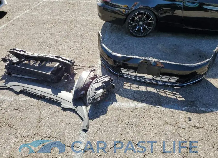 3VW217AU3HM042877# 12