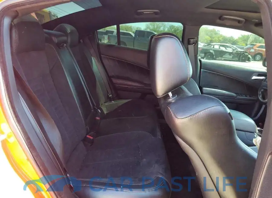 2C3CDXCT6HH606978# 6