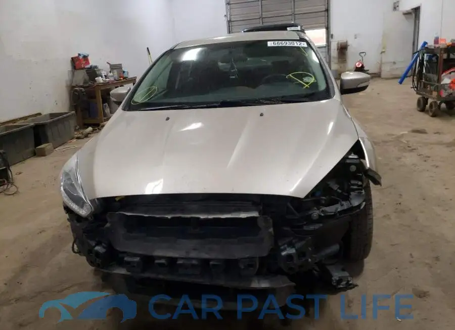 1FADP3F2XJL258667# 5