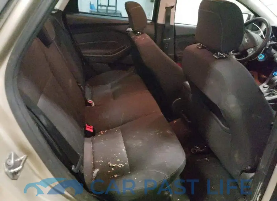 1FADP3F2XJL258667# 10
