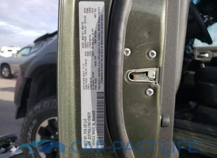 3C6TR5EJ7NG129672# 10