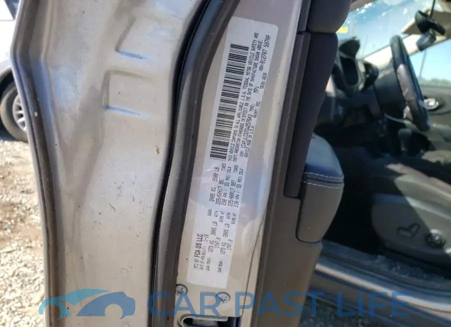 1C4PJLCS7GW257643# 10
