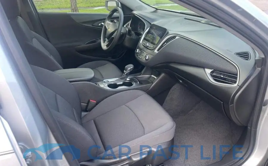 1G1ZD5ST1NF136246# 5