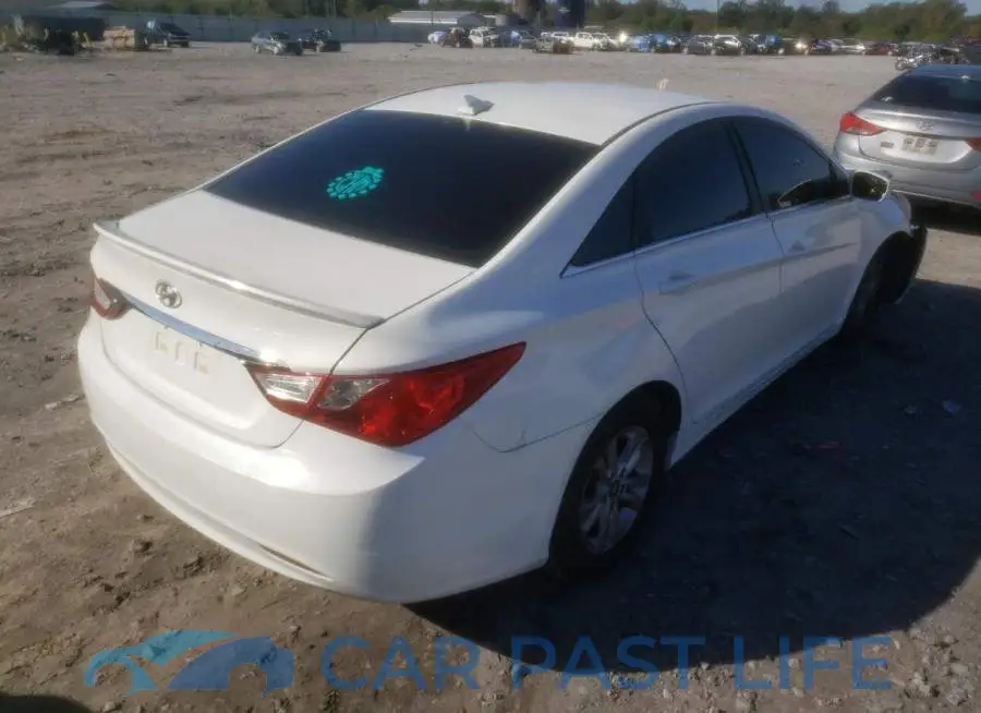 5NPEB4AC6DH559724# 4