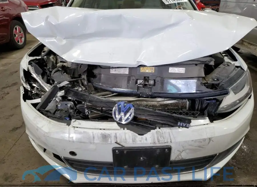 3VW637AJ6EM311242# 9