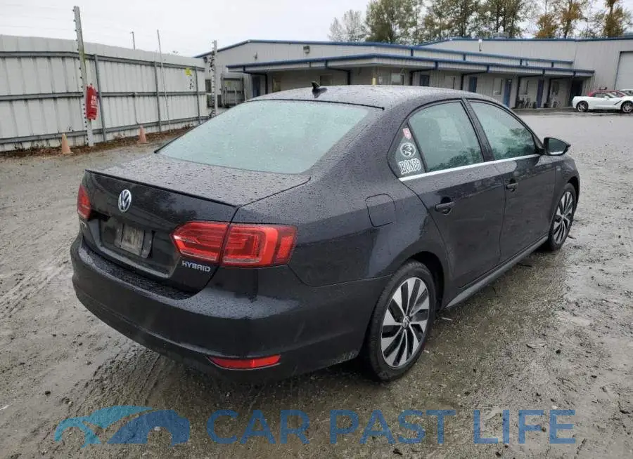 3VW637AJ8DM216499# 4