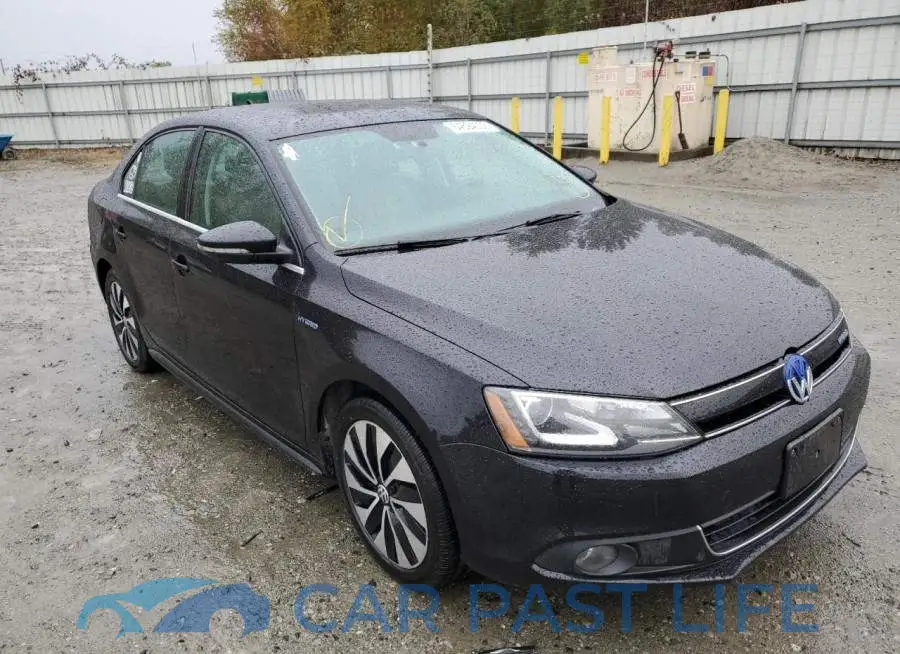 3VW637AJ8DM216499# 1