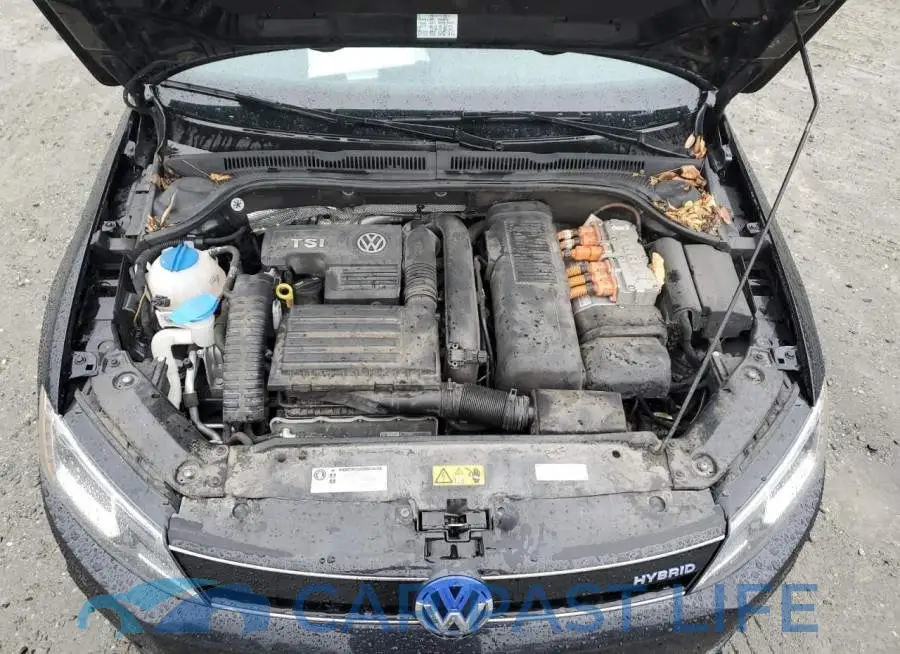 3VW637AJ8DM216499# 7