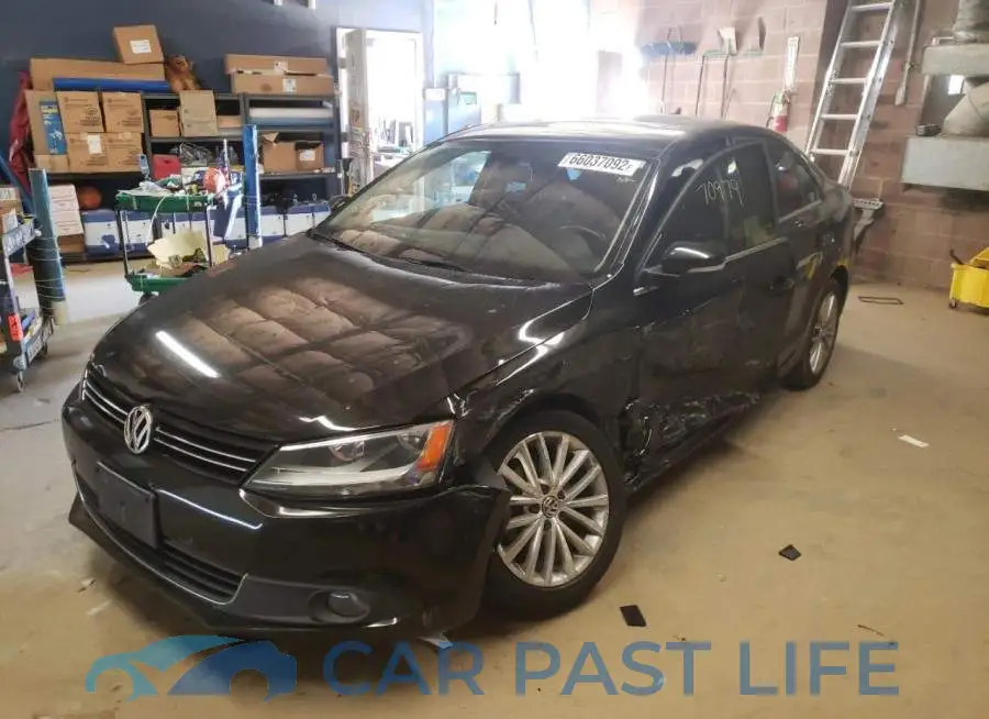3VWLP7AJ5DM368358# 2