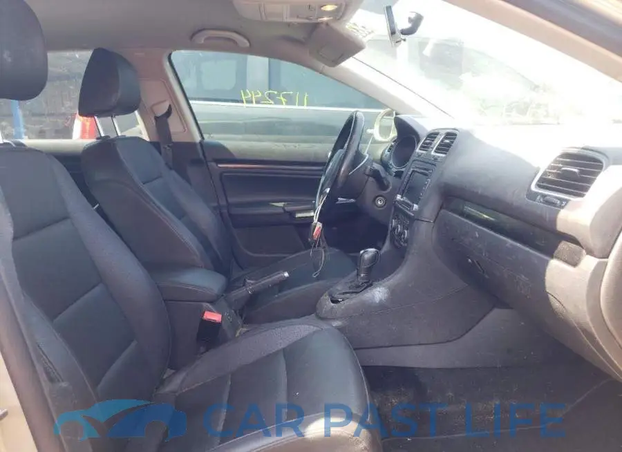3VWPL7AJ2EM605404# 5