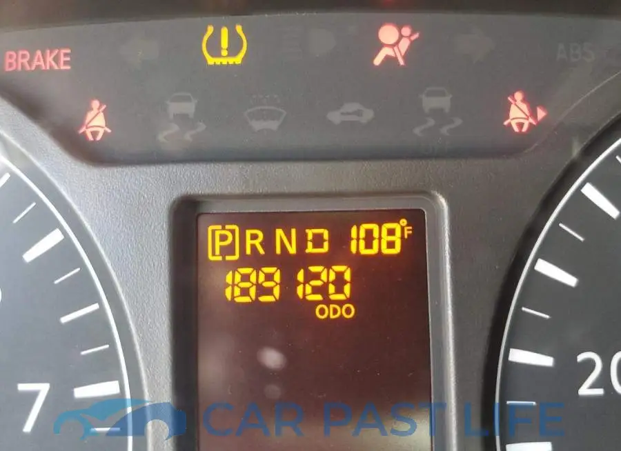 1N6BF0KM4EN107051# 8