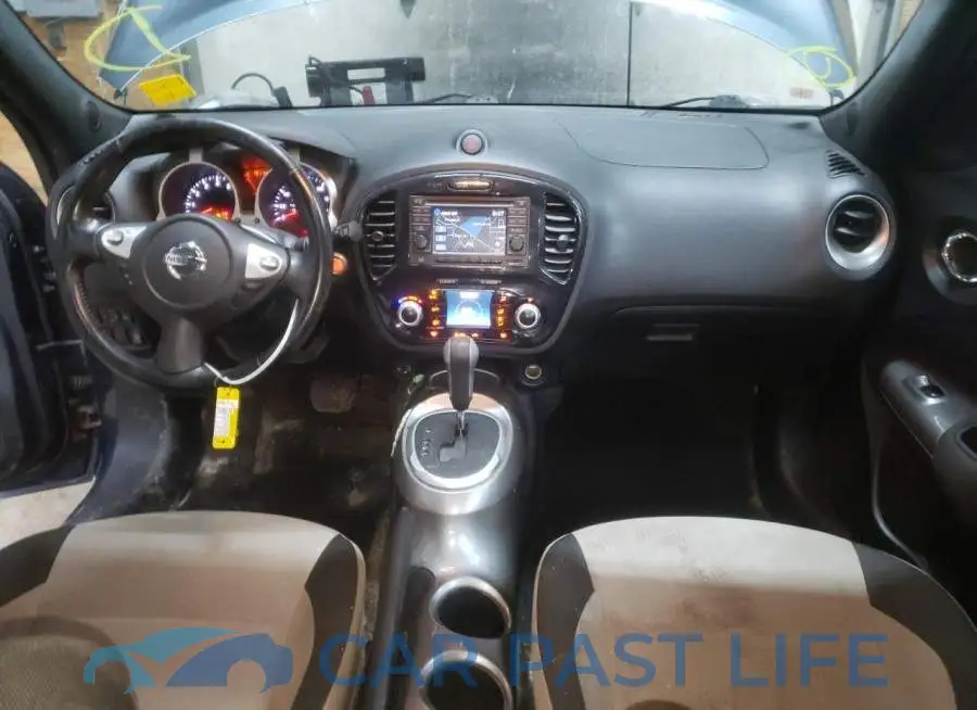 JN8AF5MV8DT218203# 8