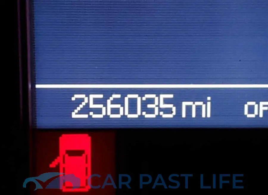 2C4RC1CG3DR758164# 8