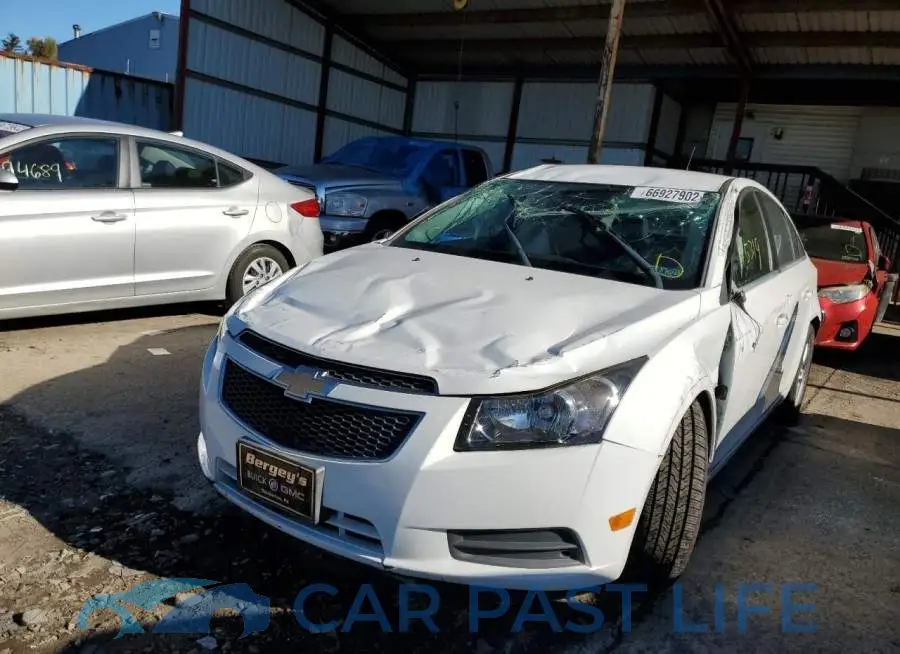 1G1PC5SB9E7366077# 9