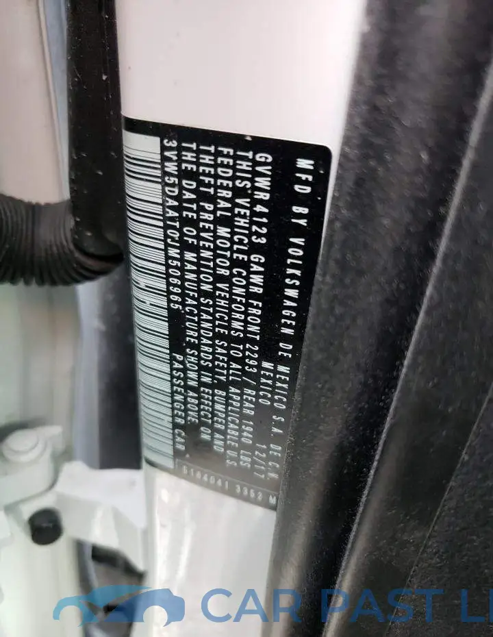 3VW5DAAT0JM506965# 10