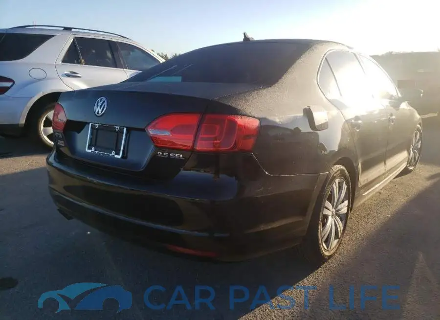 3VWLP7AJ7DM409279# 4