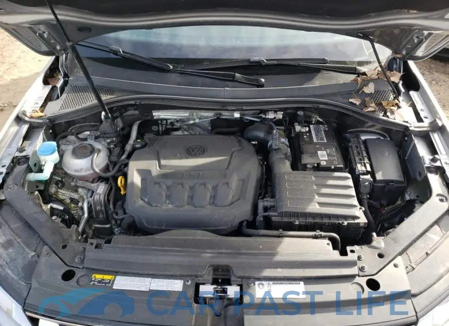 3VV2B7AX1KM175933# 7