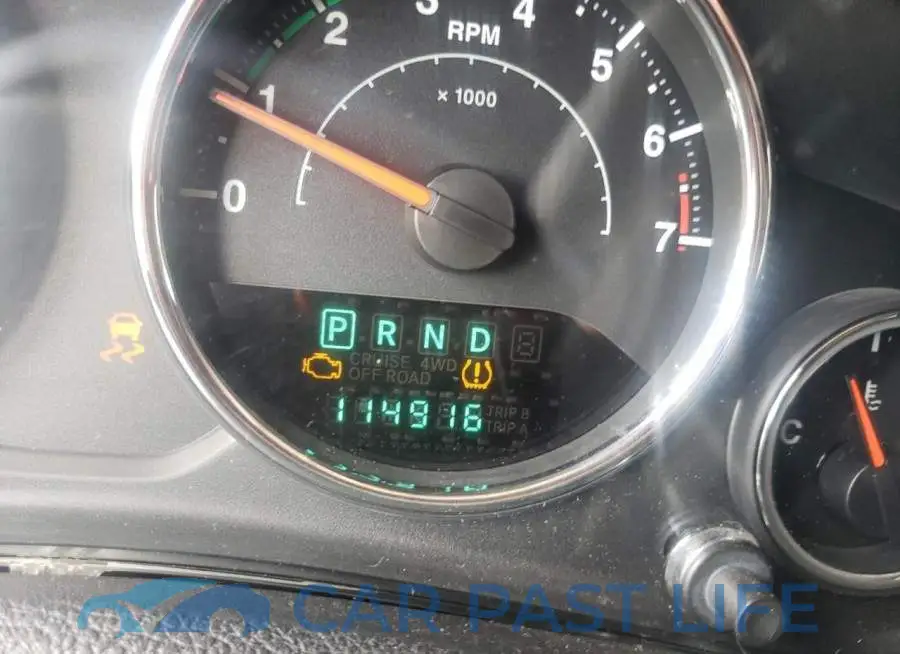 1C4HJWDG3EL158378# 8
