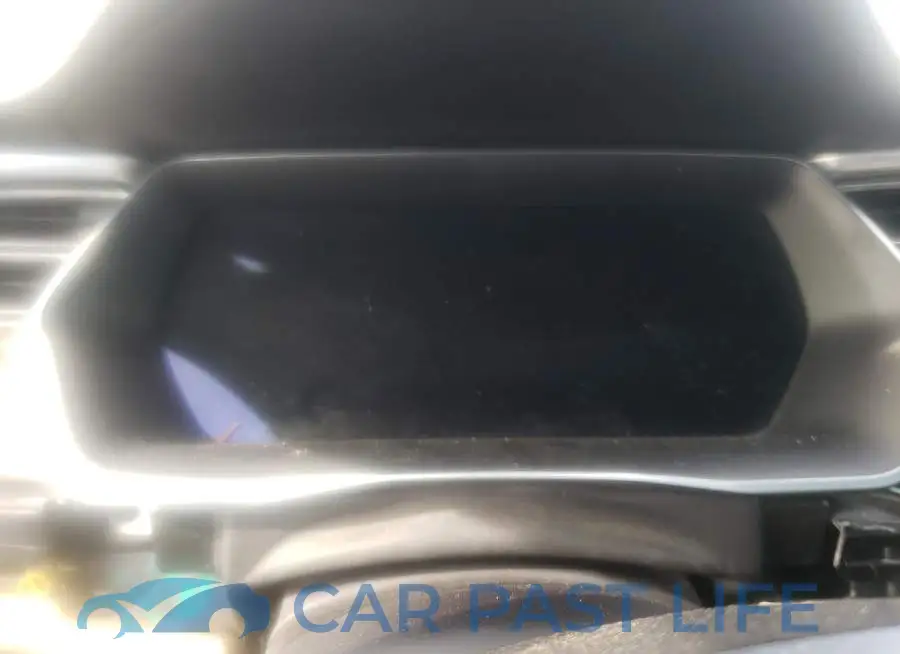 5YJSA1E25GF128641# 8