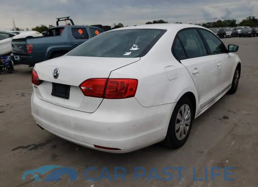 3VW2K7AJ4EM375622# 4