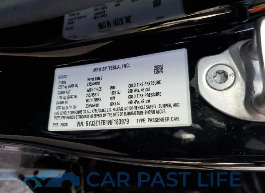 5YJ3E1EB1NF183979# 10