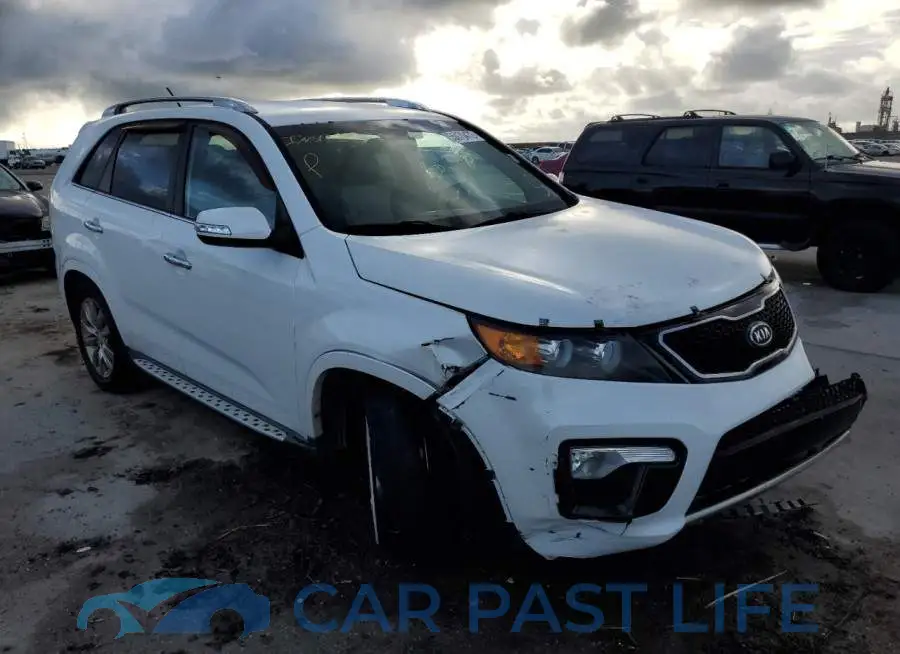 5XYKW4A28DG326420# 1
