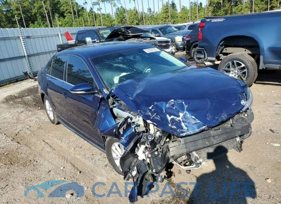 3VW637AJ2DM280683# 1