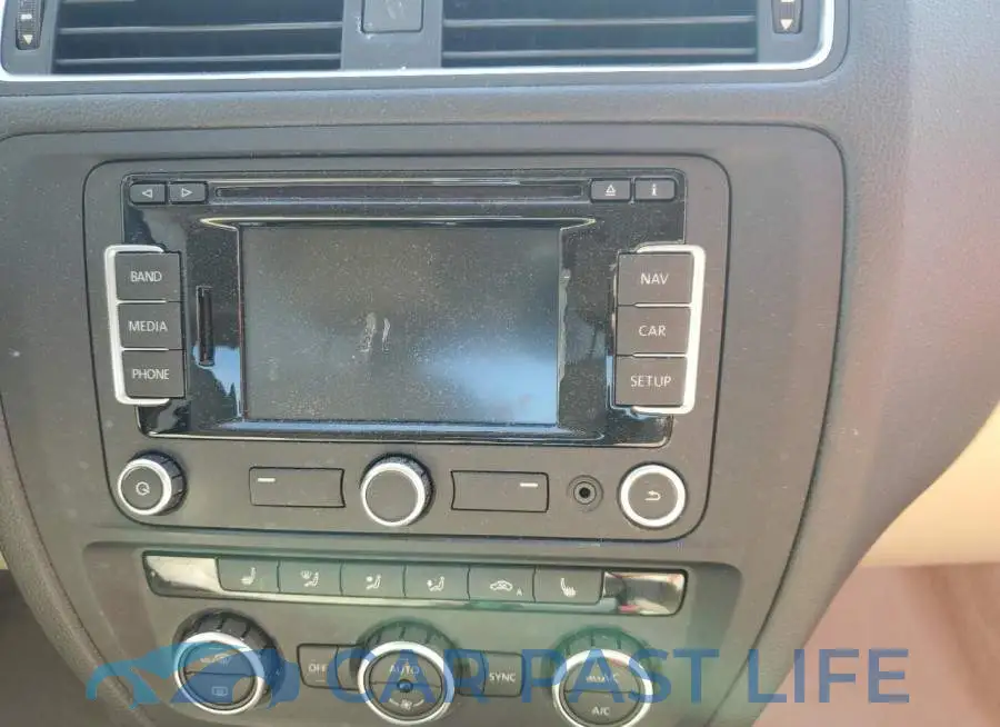 3VW637AJ4EM249856# 9