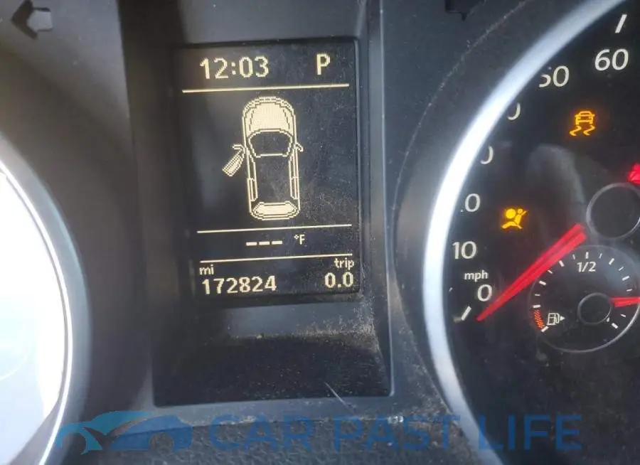 3VWPP7AJ0DM638582# 8