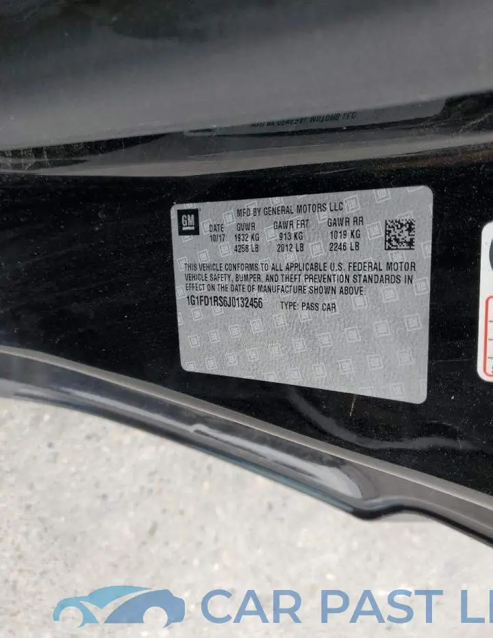 1G1FD1RS6J0132456# 12